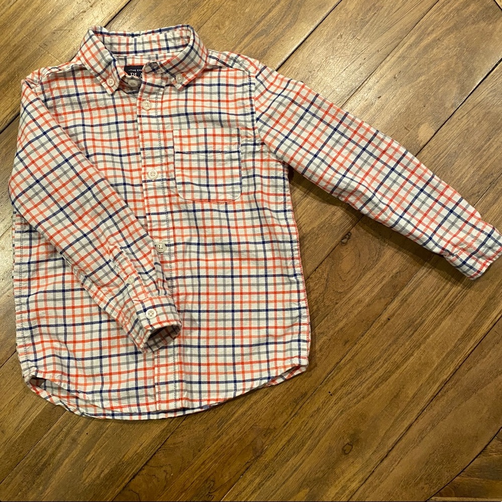 Boys size 4T button down shirt